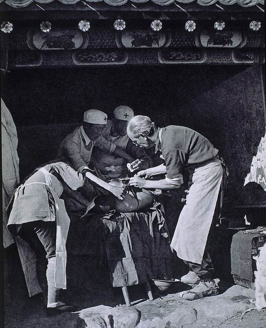 白求恩大夫.jpg