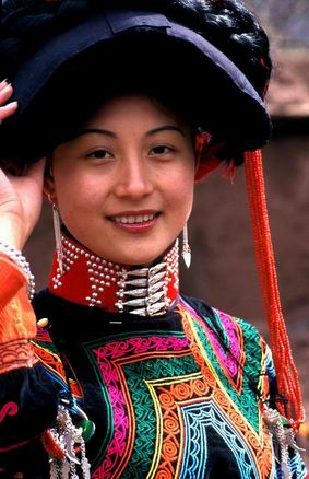 图1- 31火把节美女：沙马乌芝.jpg
